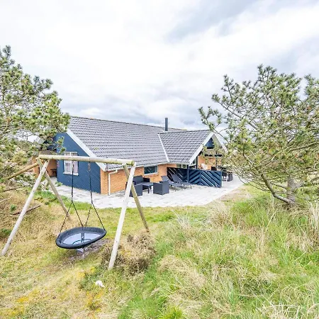 Henne Lxi Henne Strand