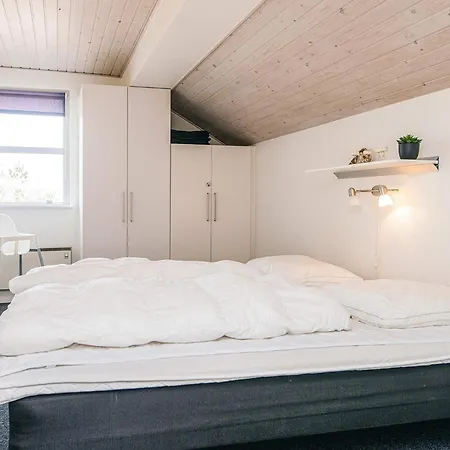 펜션 Tranquil Oasis In Henne Strand-by Traum